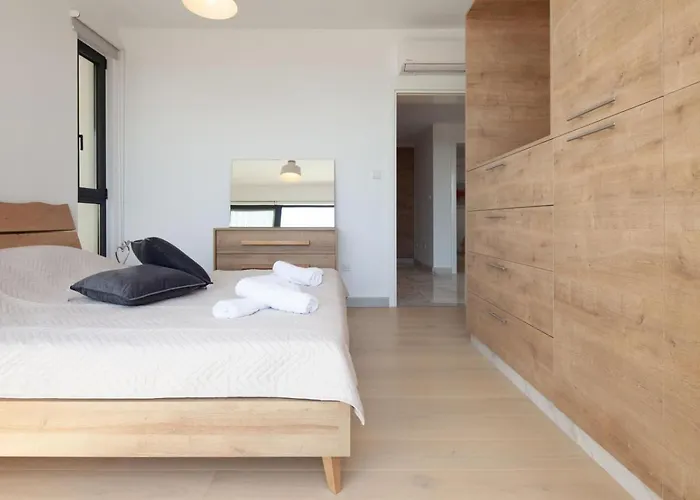 Avalon 1 22 Πάφος