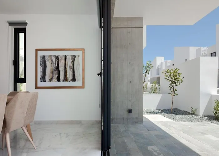 Avalon 1 22 * Πάφος