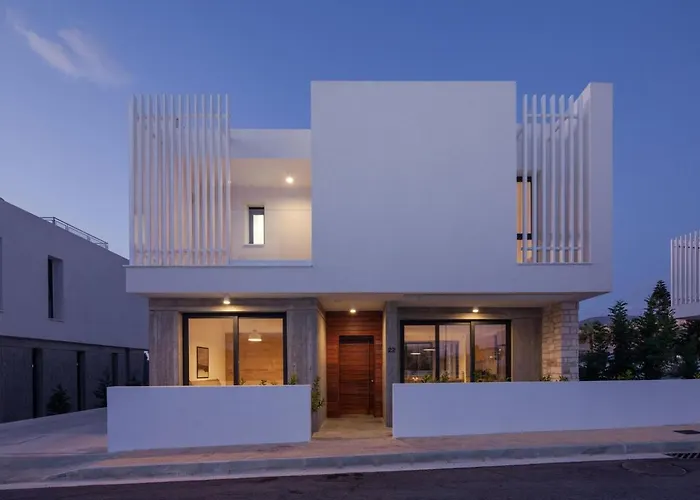 Avalon 1 22 Resort *